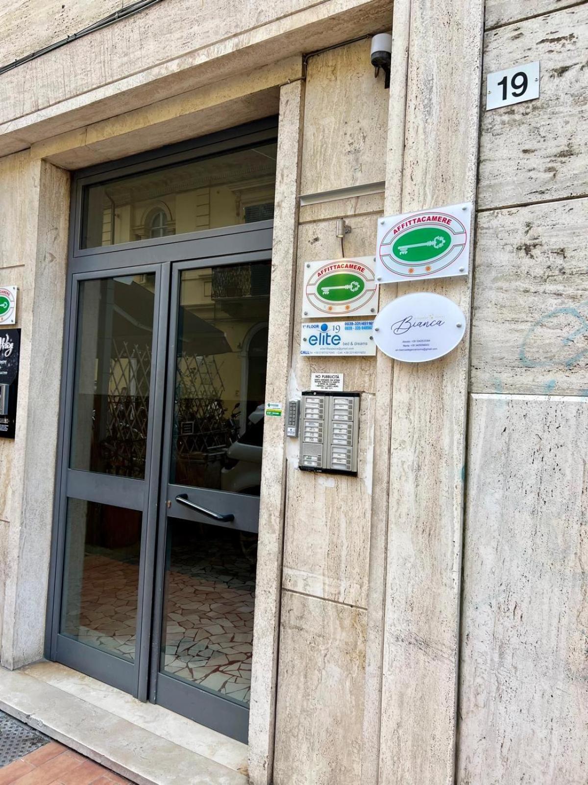 לה ספציה Bianca Elegance Rooms מראה חיצוני תמונה